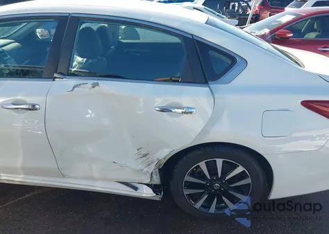 2018 Nissan Altima 2.5 Sl z USA, uszkodzony, nr VIN 1N4AL3AP1JC199879